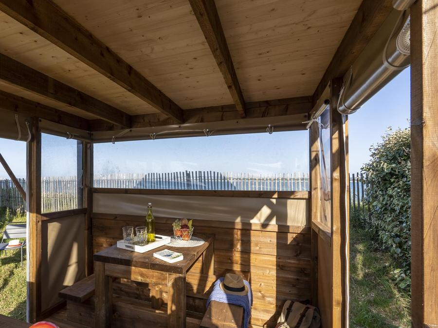 Tente en toile et en bois 4 personnes - Bivouac Insolite 2 chambres 2