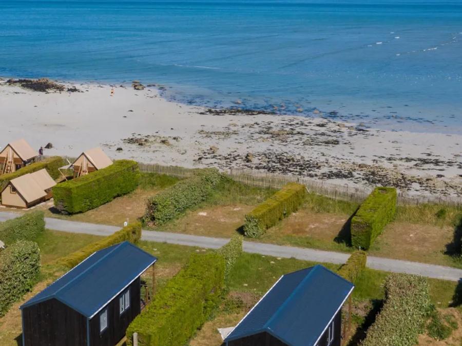 Bungalow 4 personnes - Cabane 2 chambres Vue Mer (avec sanitaires privatifs sur l'emplacement) 1