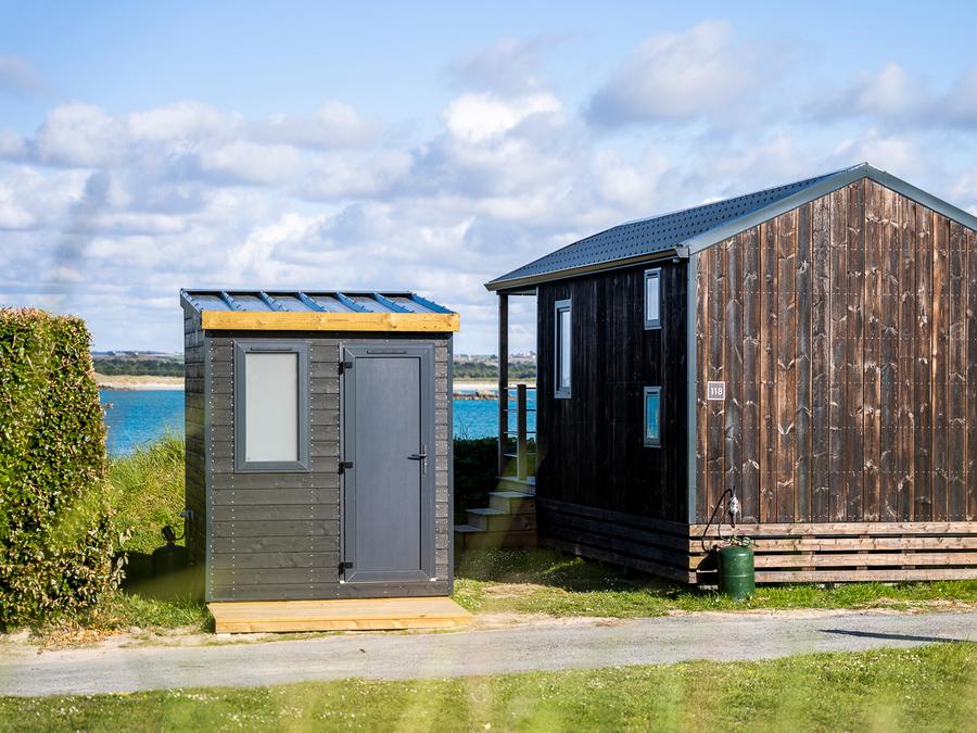 Bungalow 4 personnes - Cabane 2 chambres Vue Mer (avec sanitaires privatifs sur l'emplacement) 9