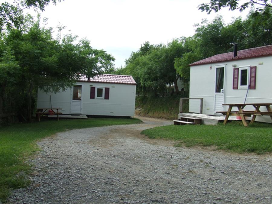 Mobilhome 4 personnes - Chalet mobile - un mélange entre le chalet et le mobil-home - sans sanitaires 0