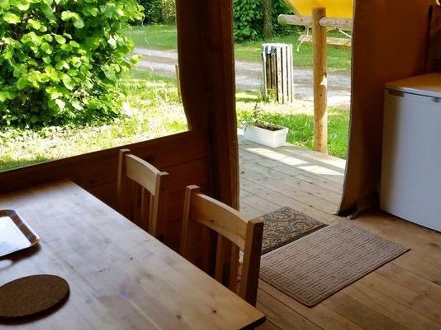 Tente en toile et en bois 5 personnes - L'Amazone (sans sanitaires) 3