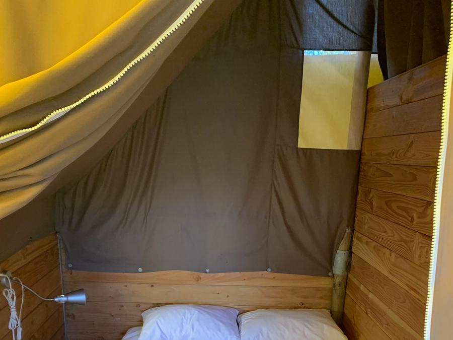 Tente en toile et en bois 5 personnes - L'Amazone (sans sanitaires) 6