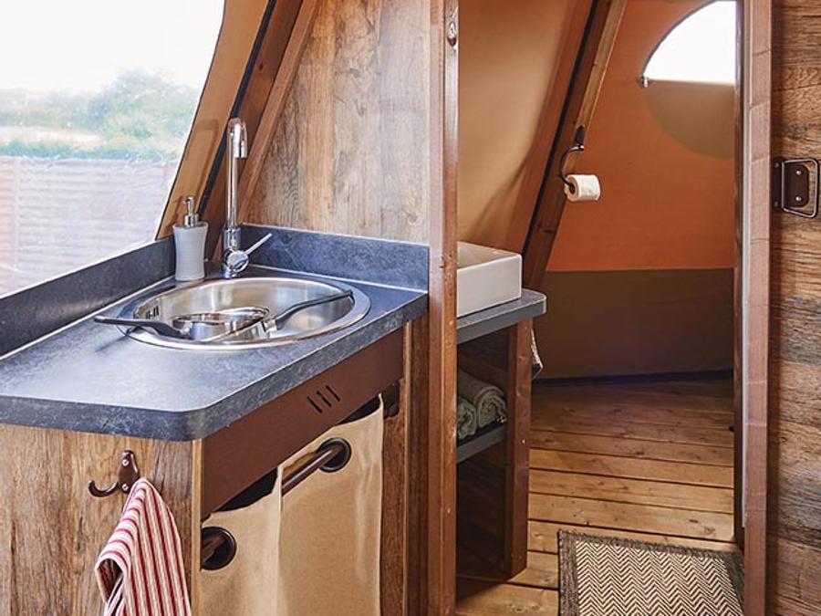 Hébergement 4 personnes - Indienne Tipi Home 6