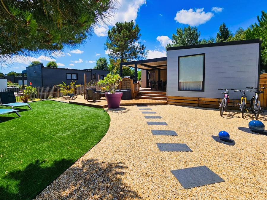 Mobilhome 8 personnes - ECOLODGE FAMILIAL (DF31) 3CH - 2SDB - CLIM - WIFI - PISCINE/JACUZZI - 2 TERRASSES 8 pers 2