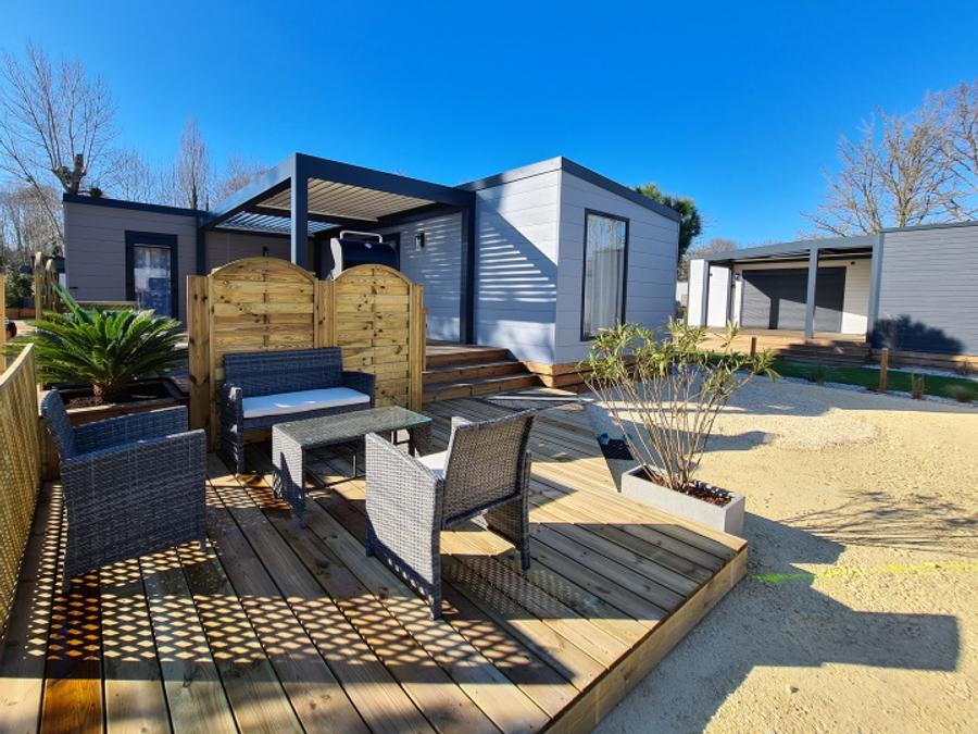 Mobilhome 8 personnes - ECOLODGE FAMILIAL (DF31) 3CH - 2SDB - CLIM - WIFI - PISCINE/JACUZZI - 2 TERRASSES 8 pers 3