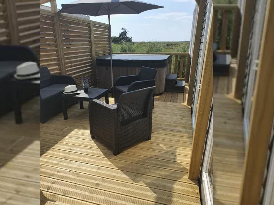 Mobilhome 8 personnes - OHIO 3 chambres+ SPA inclus pour les séjours de 5 nuits et + 1