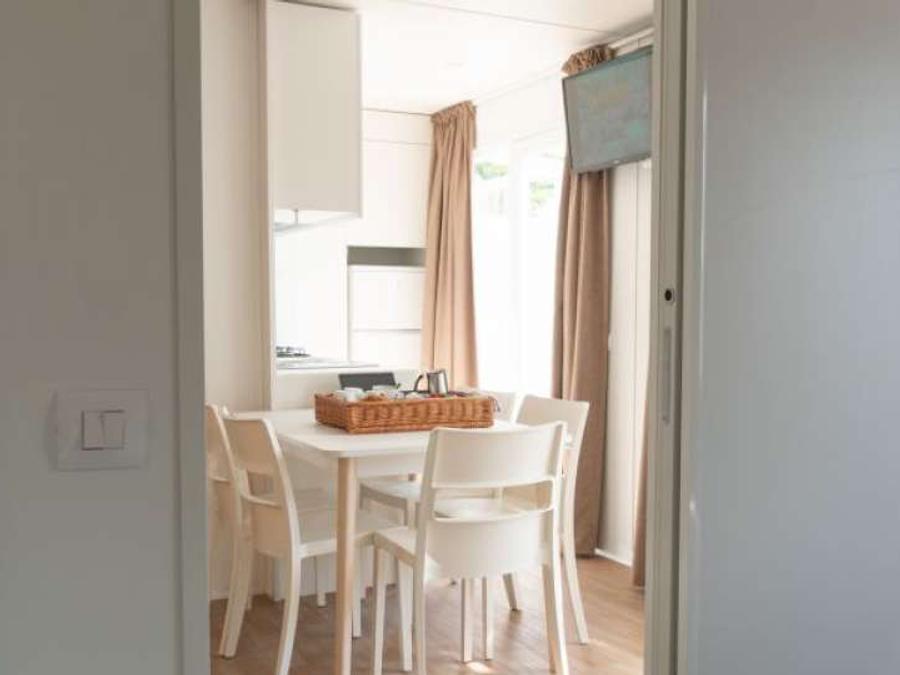 Mobilhome 5 personnes - Maxicaravan ROCCA samedi/samedi 5