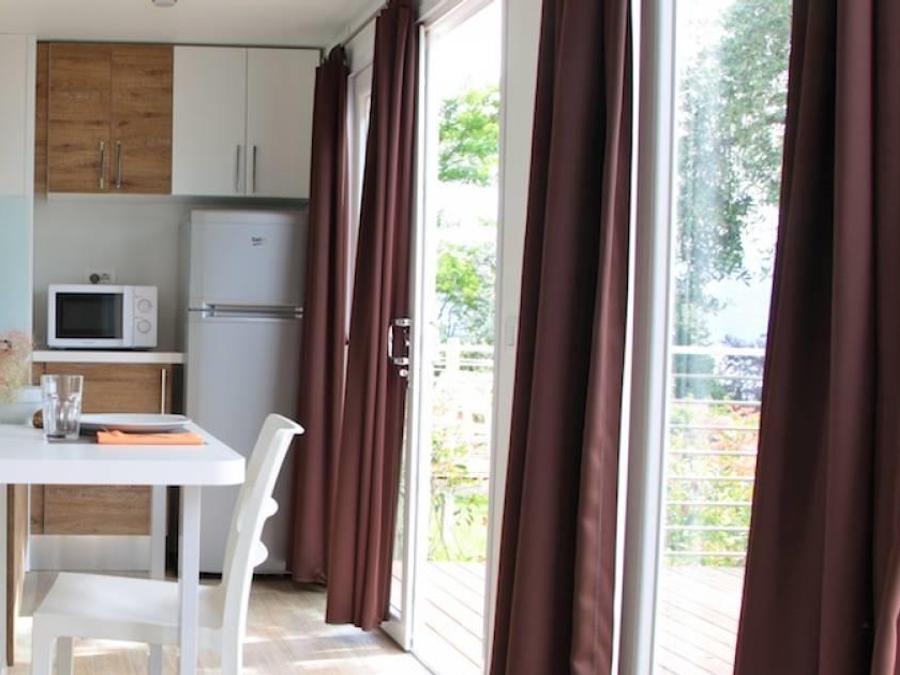 Mobilhome 5 personnes - Maxicaravan ROCCA dimanche/dimanche 8