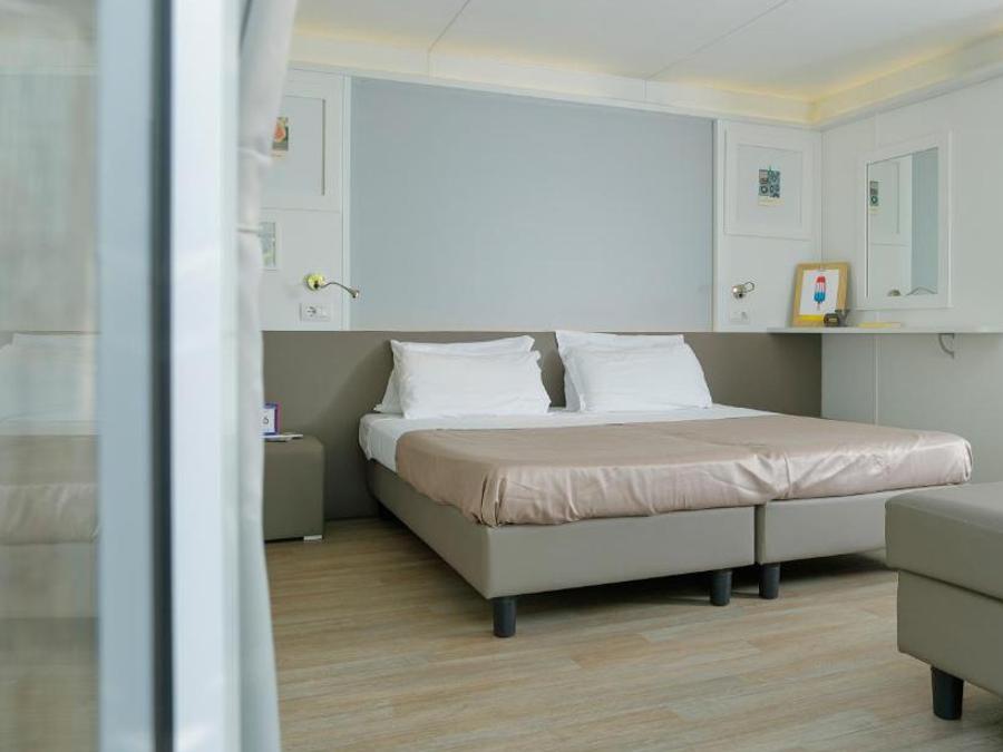Mobilhome 3 personnes - BUNGALOW SUPERIOR 11