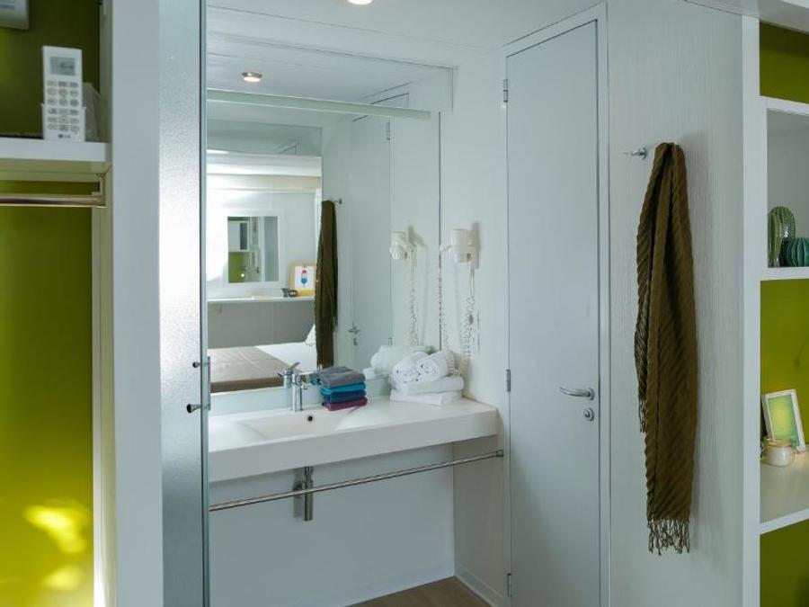 Mobilhome 3 personnes - BUNGALOW SUPERIOR 6