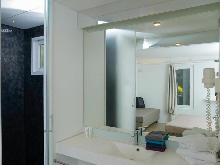 Mobilhome 3 personnes - BUNGALOW SUPERIOR 17