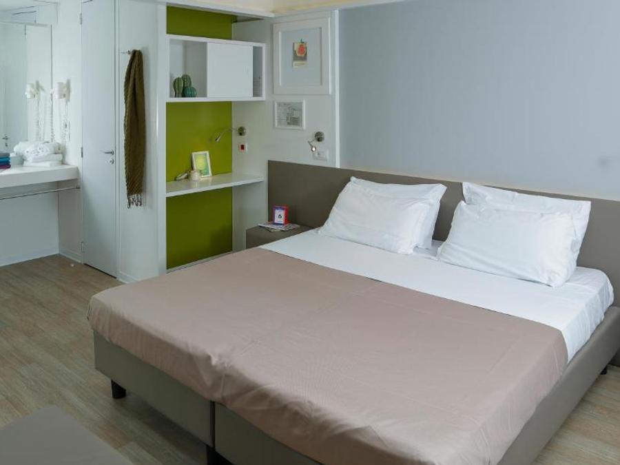 Mobilhome 3 personnes - BUNGALOW SUPERIOR 12