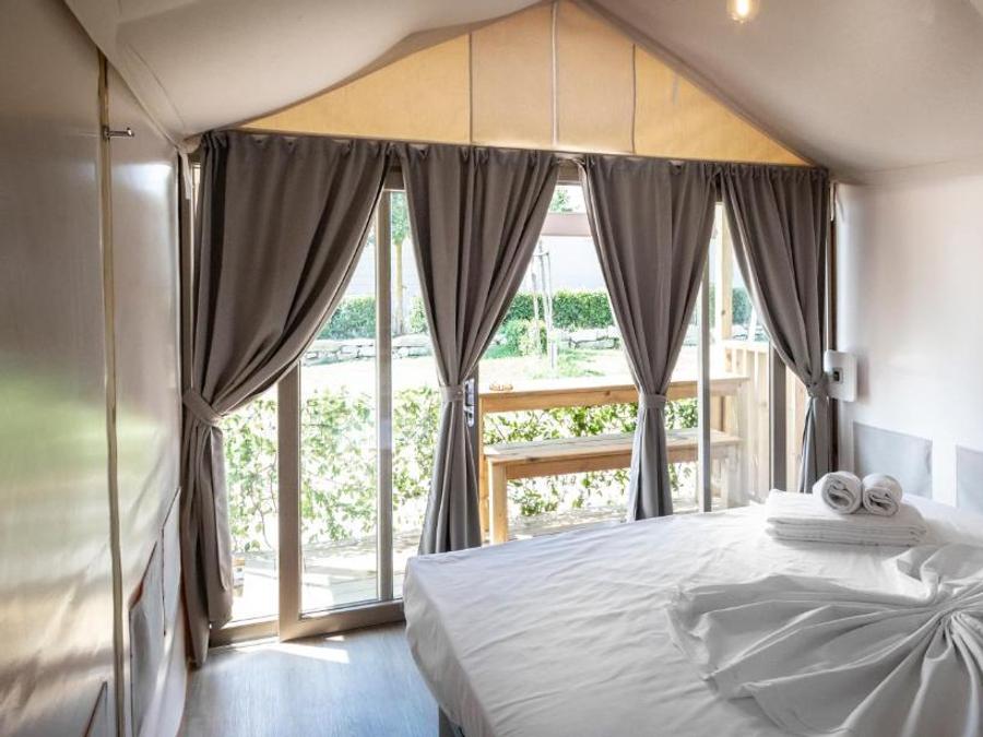 Tente en toile et en bois 2 personnes - SAFARI TENT 4