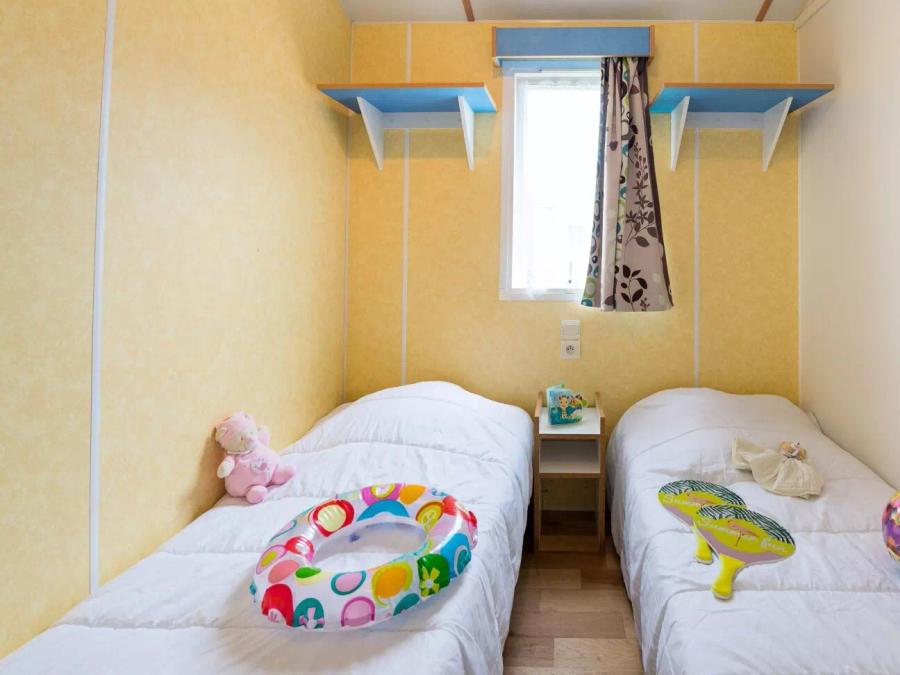 Mobilhome 2 personnes - 2 Pièces 2 Personnes + TV - 2 soleils 2