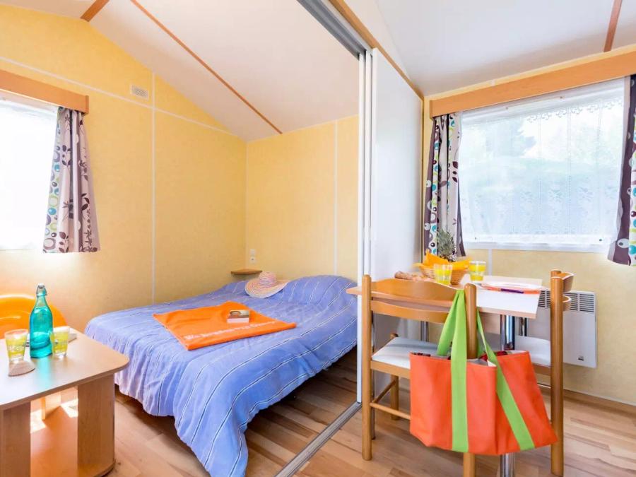 Mobilhome 2 personnes - 2 Pièces 2 Personnes + TV - 2 soleils 1