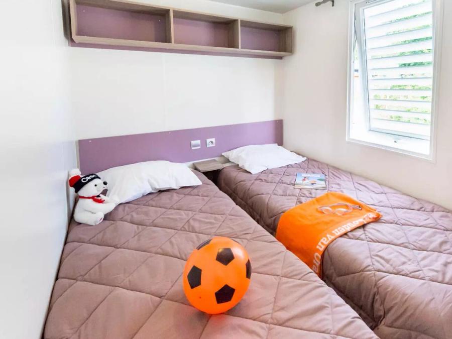 Mobilhome 6 personnes - 4 Pièces 6 Personnes + TV - 3 soleils 4