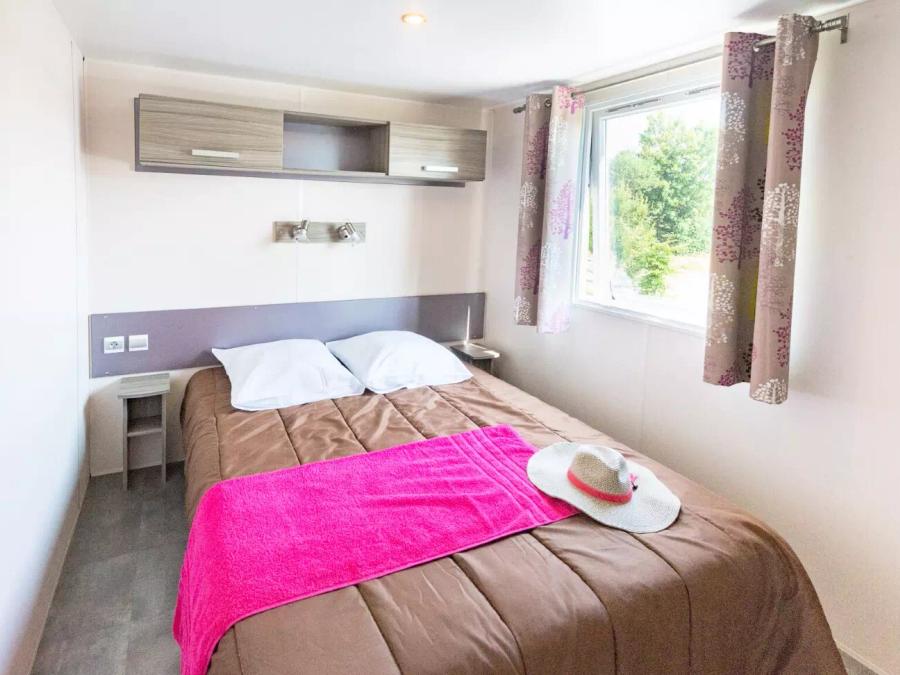Mobilhome 4 personnes - 3 Pièces 4 Personnes + TV - 3 soleils 10