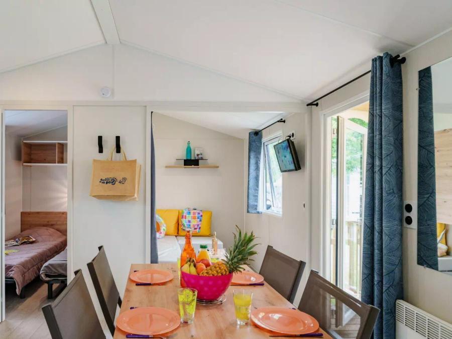 Mobilhome 4 personnes - 3 Pièces 4 Personnes + TV - 3 soleils 9