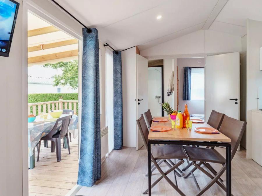 Mobilhome 4 personnes - 3 Pièces 4 Personnes + TV - 3 soleils 11