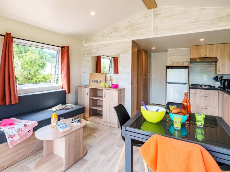 Mobilhome 4 personnes - 3 Pièces 4 Personnes + TV - 4 soleils 1