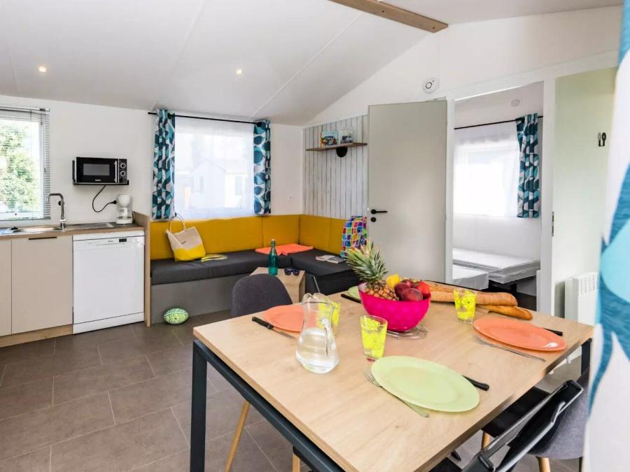 Mobilhome 4 personnes - 3 Pièces 4 Personnes + TV - 4 soleils 8