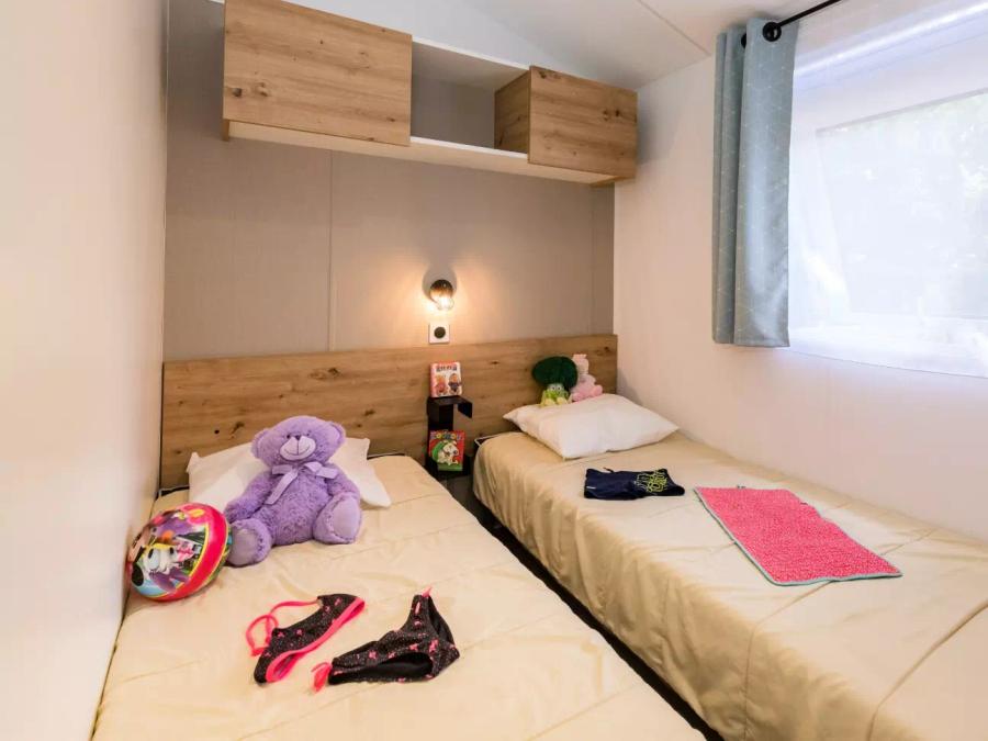 Mobilhome 6 personnes - 4 Pièces 6 Personnes + TV - 4 soleils 3