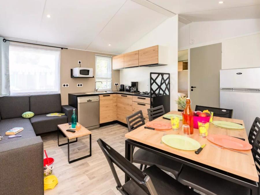 Mobilhome 6 personnes - 4 Pièces 6 Personnes + TV - 4 soleils 9