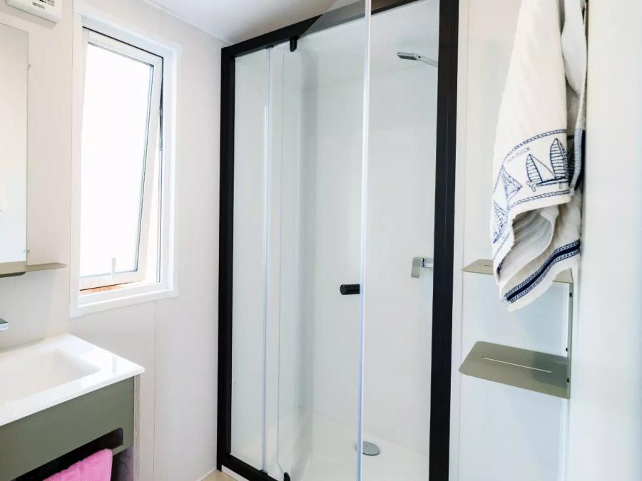 Mobilhome 4 personnes - Premium Côté Sable 3 Pièces 4 Personnes + TV 2