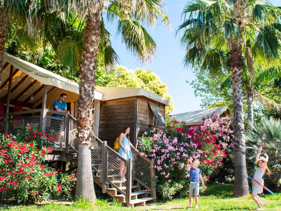 Tente en toile et en bois 5 personnes - Caba'nature 3 Pièces 5 Personnes 0