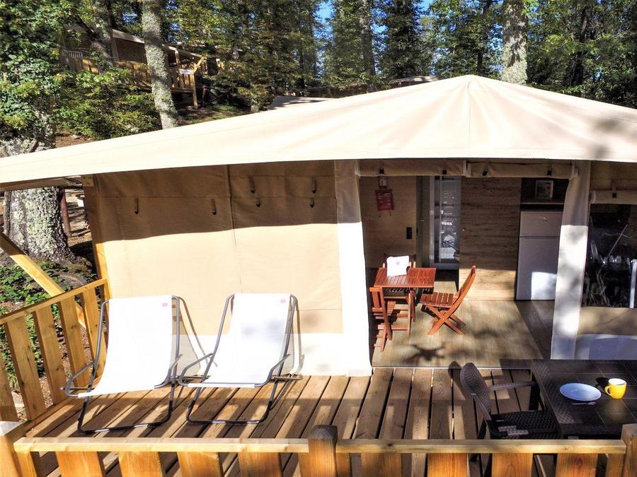 Tente en toile et en bois 5 personnes - Lodgetent Deluxe 1