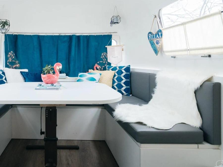 Caravane 4 personnes - Airstream 5