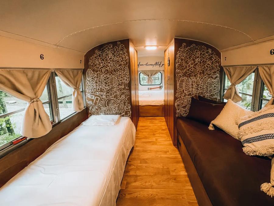 Caravane 4 personnes - Schoolbus 5