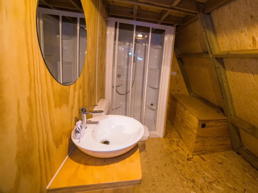 Hébergement 4 personnes - A Luxury 6