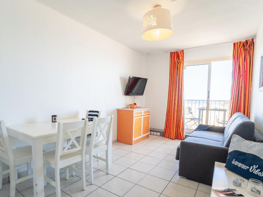 Appartement 4 personnes - 2 PIECES - VUE VILLAGE 1