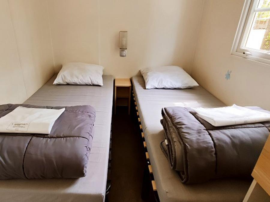 Mobilhome 6 personnes - Mobil-home Premium 30 m² (3 chambres) terrasse semi-couverte 15m² + TV + LV + Clim 6 pers 3