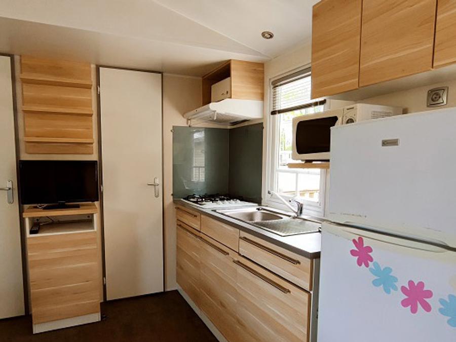 Mobilhome 6 personnes - Mobil-home Premium 30 m² (3 chambres) terrasse semi-couverte 15m² + TV + LV + Clim 6 pers 1
