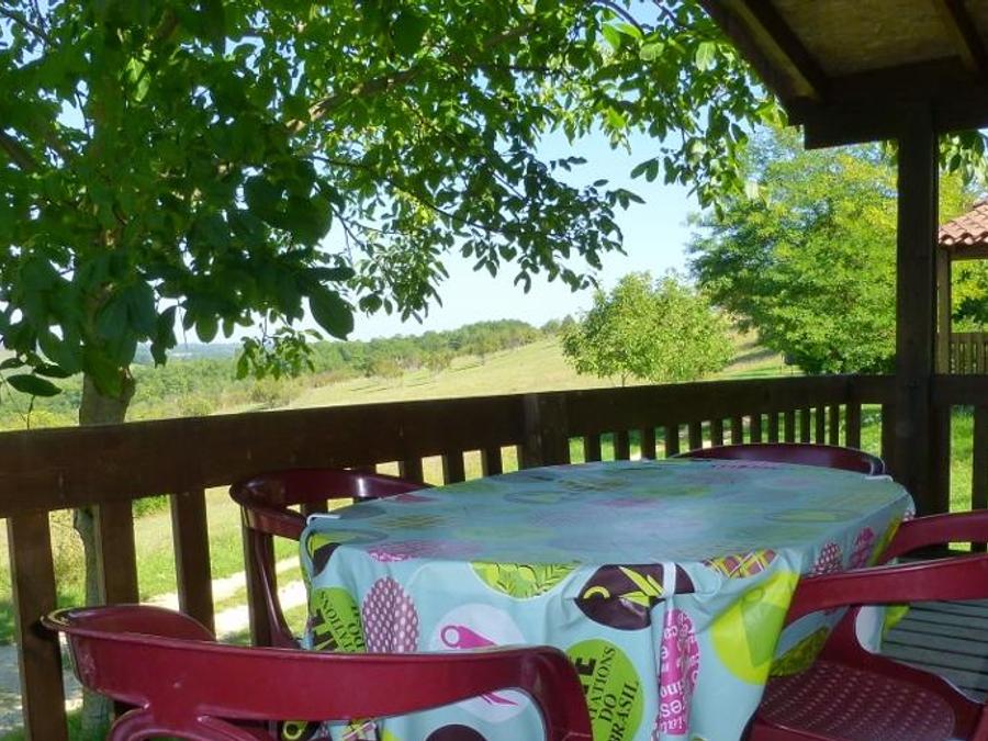 Chalet 4 personnes - Chalet Standard 25m² (2 chambres) 2 adultes et 2 enfants - Terrasse couverte 10m² 2/4 pers 2