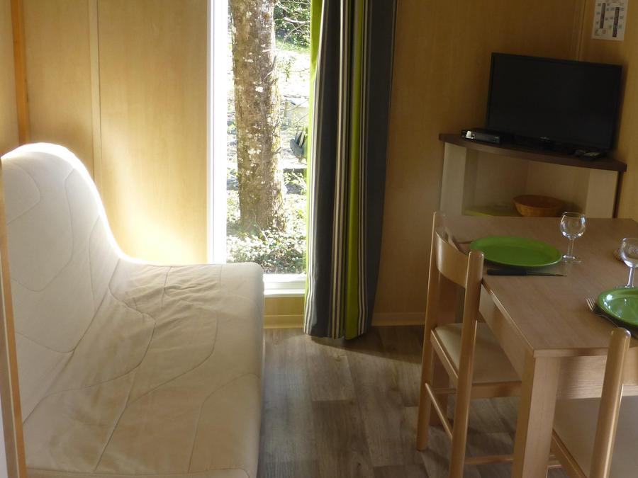 Chalet 2 personnes - Chalet Noisette Confort 16m² (1 chambre) - Terrasse couverte 8m² - TV 2 pers 4