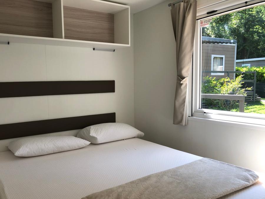 Mobilhome 6 personnes - MOBILHOME 6 PLACES AVEC JARDIN PRIVÈ 1