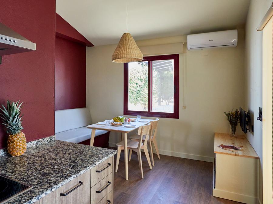Bungalow 4 personnes - Supérieur - CLIM - WIFI - DRAPS - SERVIETTES 2