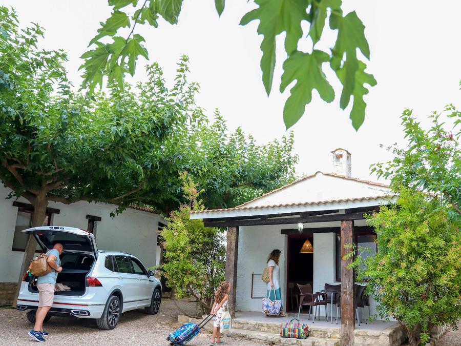 Bungalow 4 personnes - Supérieur - CLIM - WIFI - DRAPS - SERVIETTES 11