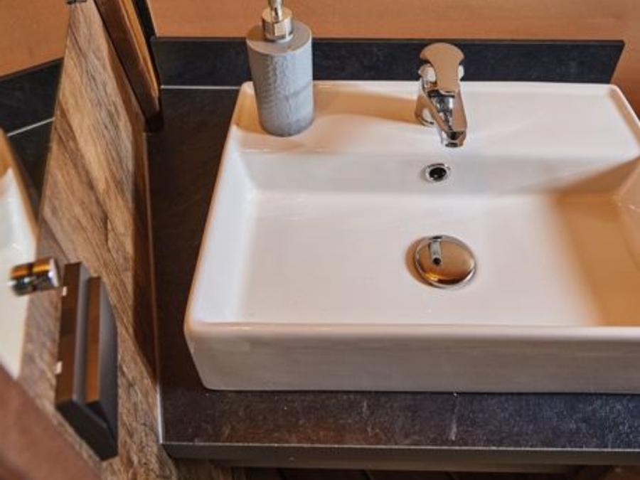 Insolite 4 personnes - Tipi NOMADE - 2 chambres avec sanitaires 6
