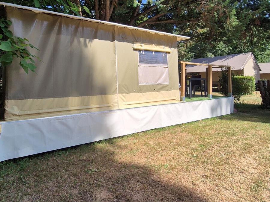 Bungalow toilé 5 personnes - sans sanitaires 3