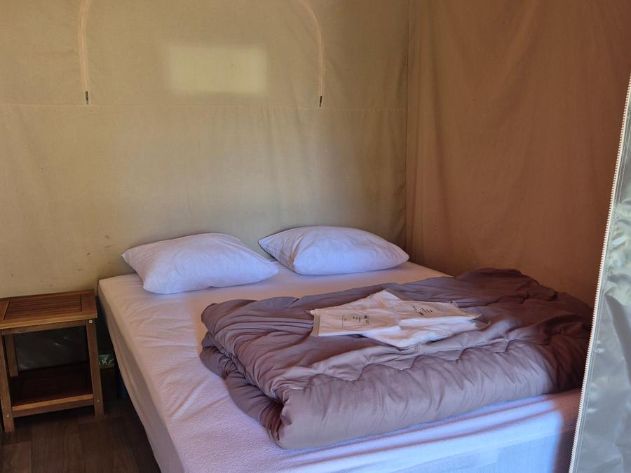 Bungalow toilé 5 personnes - sans sanitaires 8