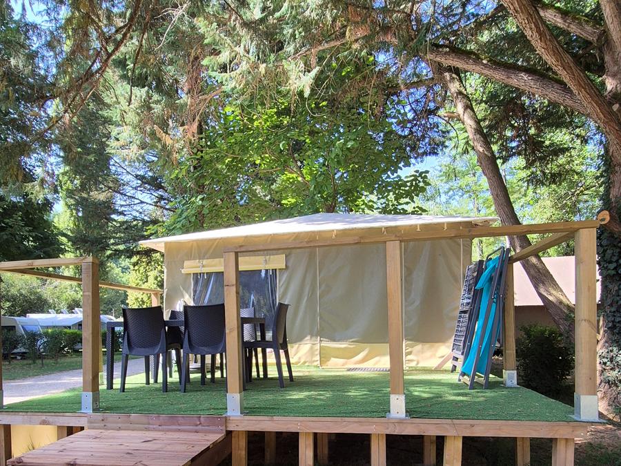Bungalow toilé 5 personnes - sans sanitaires 1
