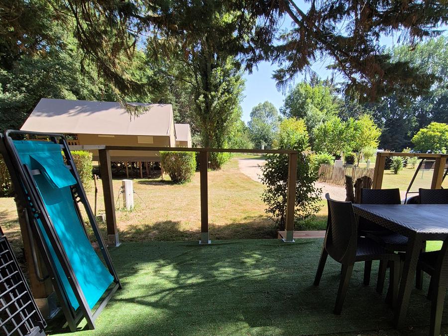 Bungalow toilé 5 personnes - sans sanitaires 2