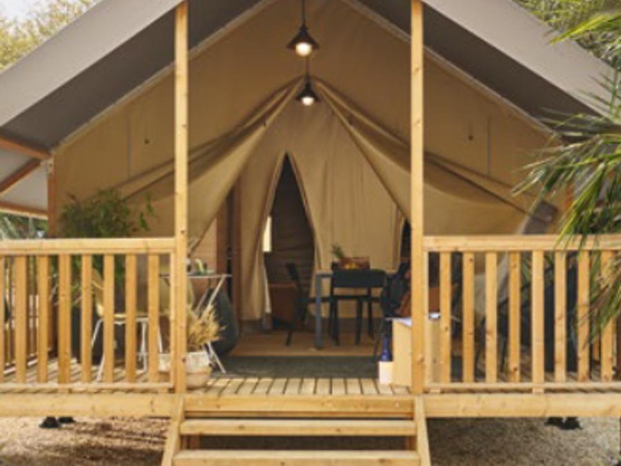 Lodge 4 personnes - Mini-Wood sur pilotis en toile , sans sanitaires, pour 4 personnes 0