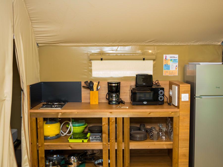 Lodge 4 personnes - Mini-Wood sur pilotis en toile , sans sanitaires, pour 4 personnes 4