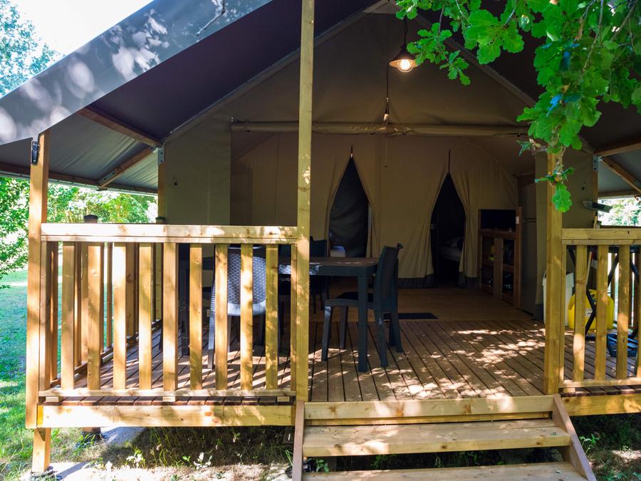 Lodge 4 personnes - Mini-Wood sur pilotis en toile , sans sanitaires, pour 4 personnes 10
