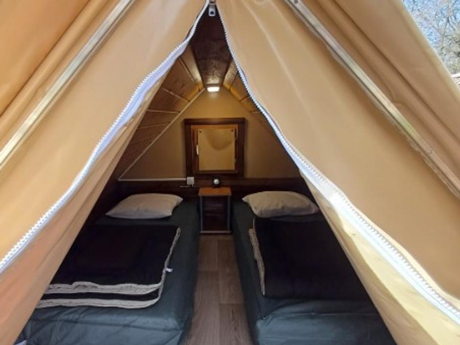 Tente en toile et en bois 2 personnes - Tente Bivouac sur pilotis bois et toile, sans sanitaires pour 2 personnes 5